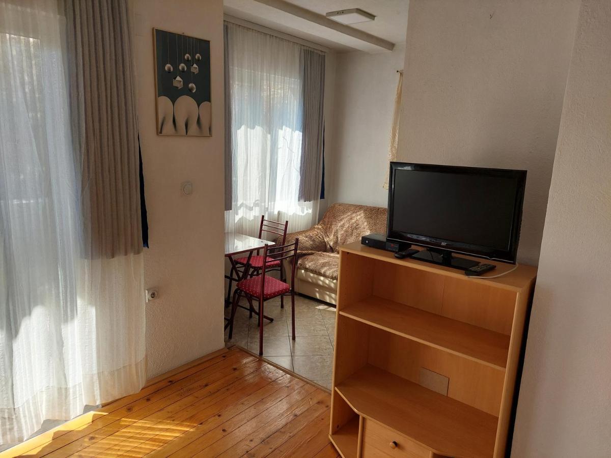 Mateski Guest House Охрид Екстер'єр фото