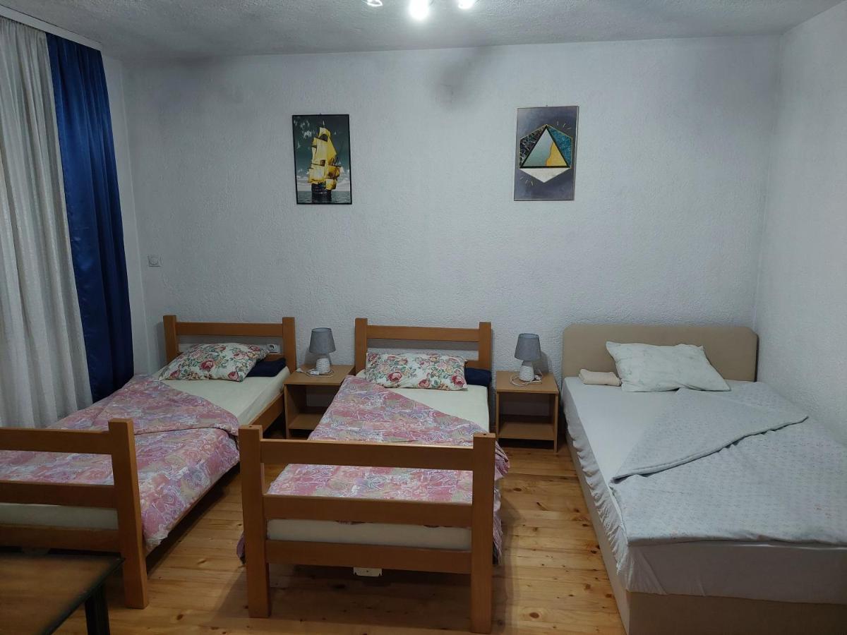 Mateski Guest House Охрид Екстер'єр фото