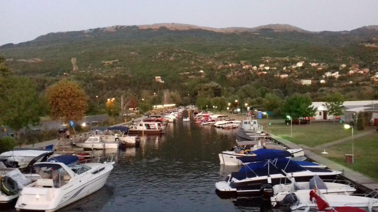 Mateski Guest House Охрид Екстер'єр фото